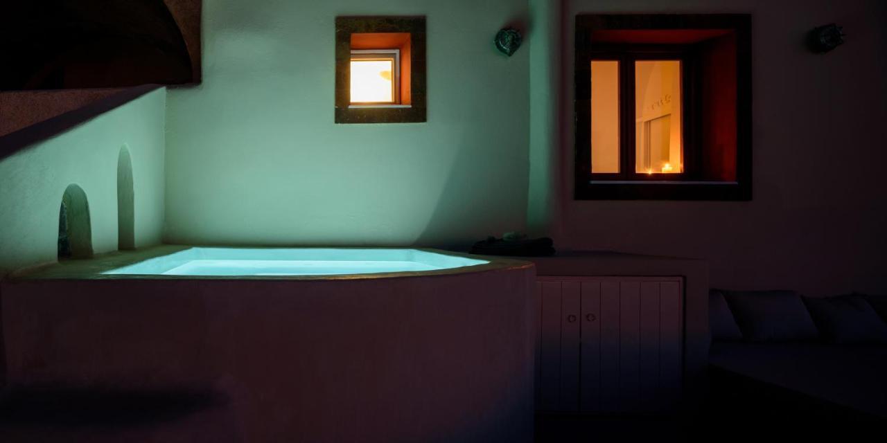 Diva Santorini Luxury Villa Pýrgos Exteriör bild